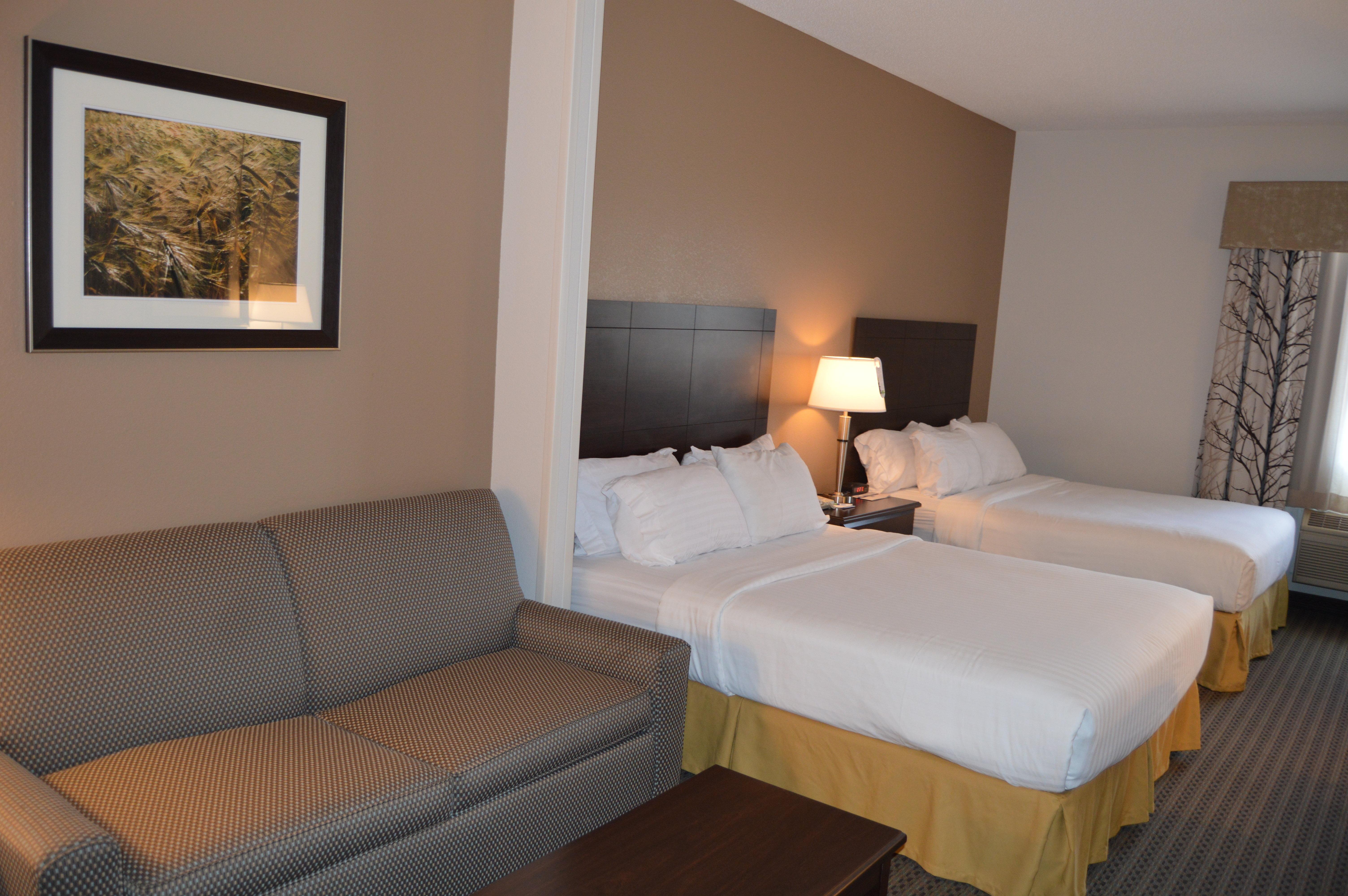 Holiday Inn Express & Suites Winner By Ihg Esterno foto